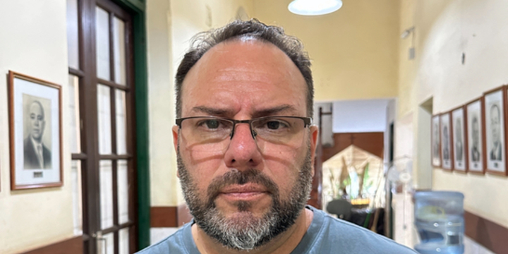 Imagen de Reunión entre Cristian Rojas y vecinos de 'Río Sol' por mejoras en el barrio