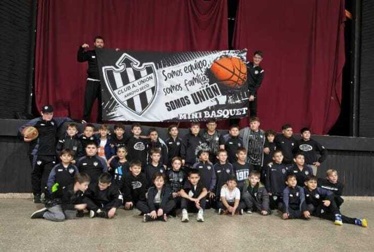 Imagen de Unión participó de un Encuentro Nacional de Básquet Infantil