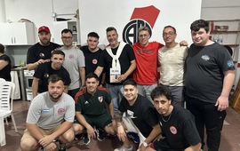 Imagen de Dami&aacute;n Andreoli present&oacute; su libro 'Gol Gana' en la Filial River Plate Arroyo Seco