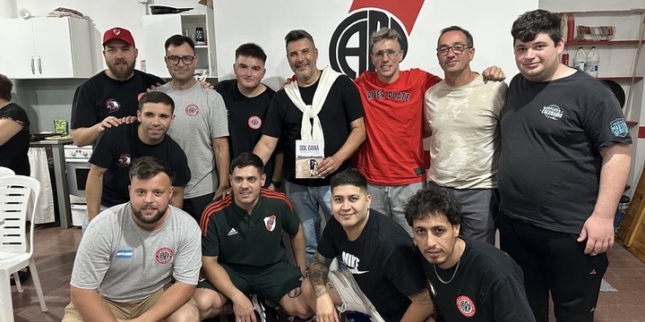 Imagen de Damián Andreoli presentó su libro 'Gol Gana' en la Filial River Plate Arroyo Seco