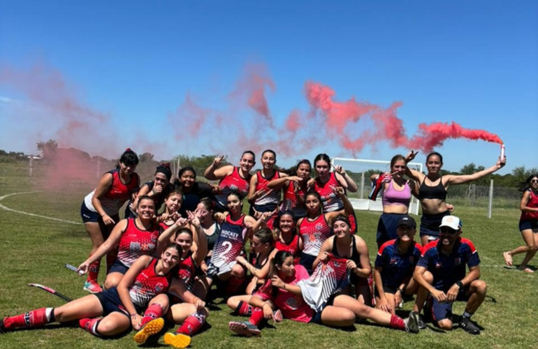 Imagen de Hockey: La Sub-19 de Talleres, Campeona de la Liga del Este