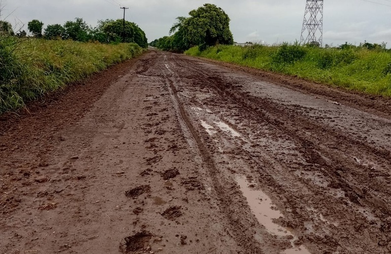 Imagen de Vecinos reclaman por el mal estado del camino al Centro M&eacute;dico Arroyo Seco