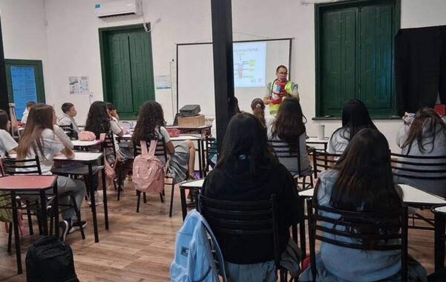 Imagen de Capacitación en evacuación y manejo de extintores en el Anexo 1234 de Pavón