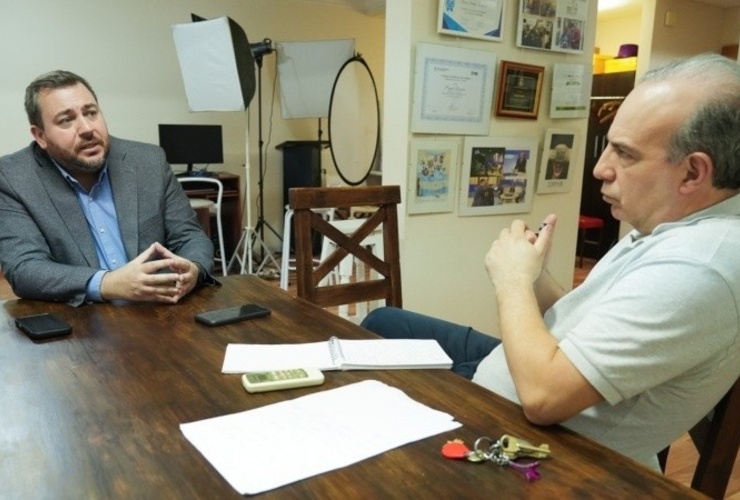 Ghione dijo que el contrapunto con Paulón fue "superado", pero advirtió que "hay otros grupos políticos a los que les molesta mucho la territorialidad y capilaridad del trabajo evangélico en los sectores más vulnerables porque era el territorio de ellos".