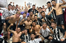 Imagen de Fútbol: Unión pasó a Semifinales, tras vencer a Riberas en Cuartos de Final