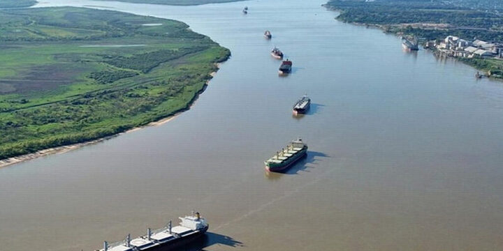 Imagen de El gobierno nacional refuerza el control de la hidrovía con el "Plan Paraná" para combatir el narcotráfico