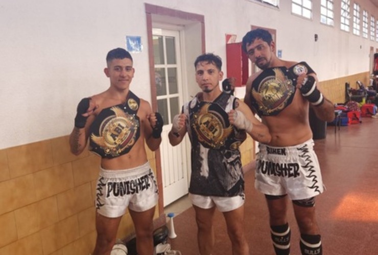 Imagen de Kick Boxing: El Punisher Team ganó cinturones en competencia internacional en Buenos Aires