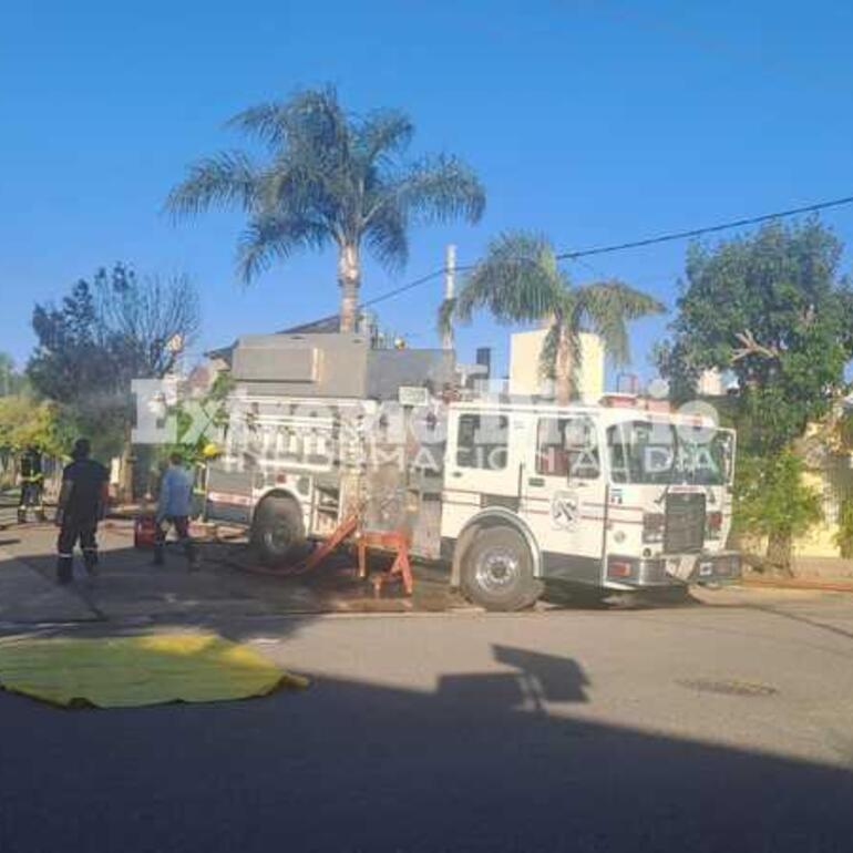 Imagen de Grave estado del hombre alcanzado por las llamas en el incendio de Barrio Santa Rita