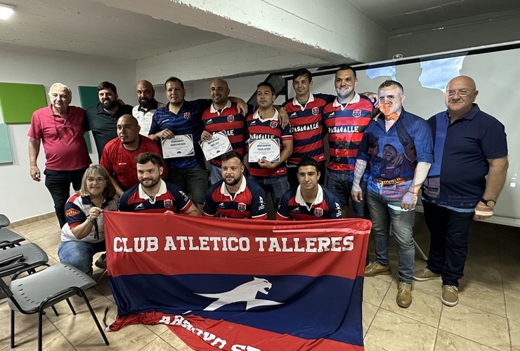 Imagen de Entrega de diplomas y reconocimiento al Rugby de Talleres, de parte de los Concejales por la Copa de Oro ganada