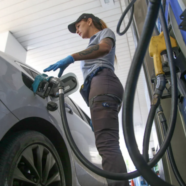 Imagen de Aumentan los combustibles por segunda vez en Noviembre