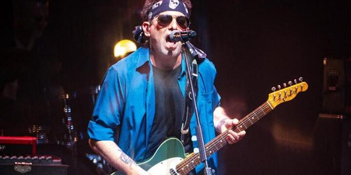 Imagen de Show de Andrés Calamaro en Rosario, reprogramado por amenaza de tormenta