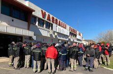 Imagen de Vuelve la crisis en Vassalli: Incumplimiento de pagos y producción paralizada por falta de insumos