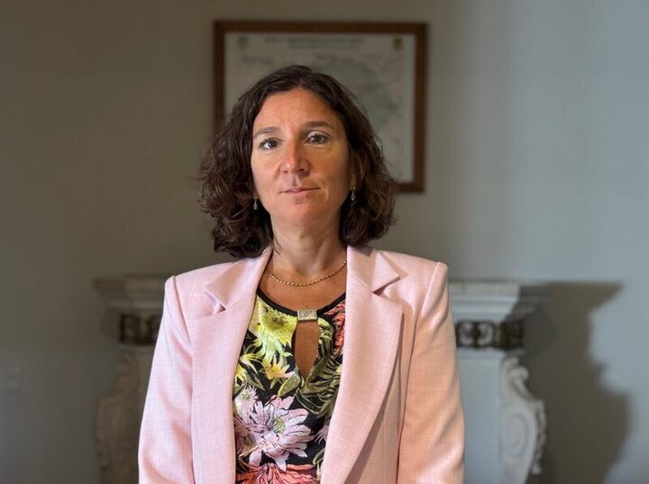 Imagen de La senadora Leticia Di Gregorio denuncia un nuevo búnker de drogas y violencia en Venado Tuerto