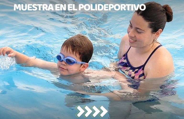 Imagen de Emotivo cierre de año del grupo de natación infantil en el Polideportivo