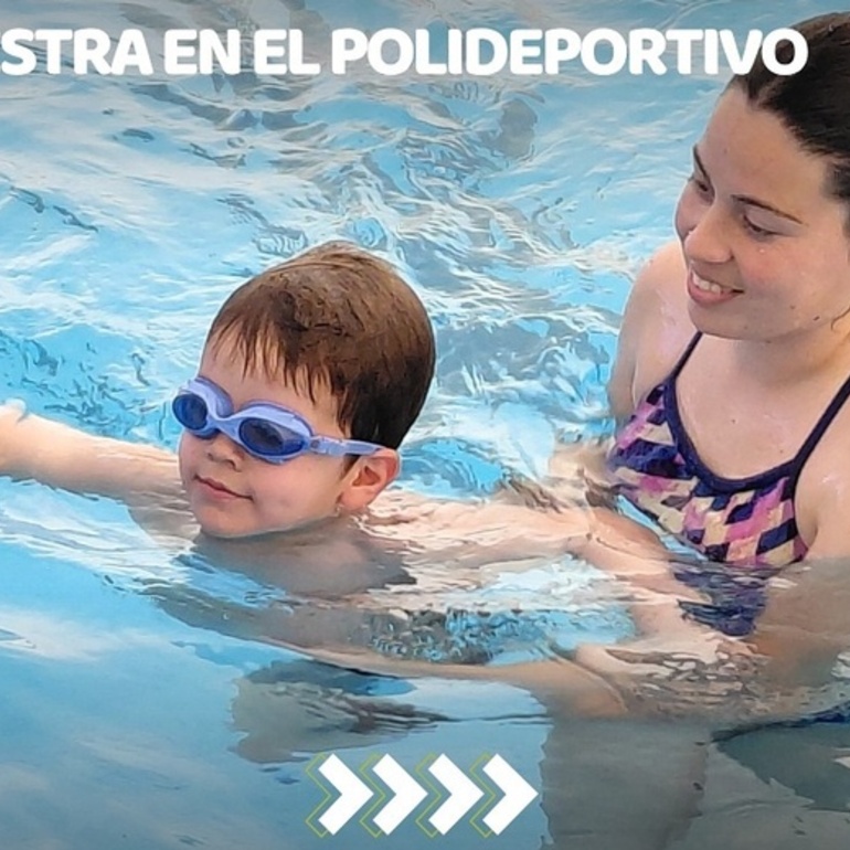 Imagen de Emotivo cierre de año del grupo de natación infantil en el Polideportivo