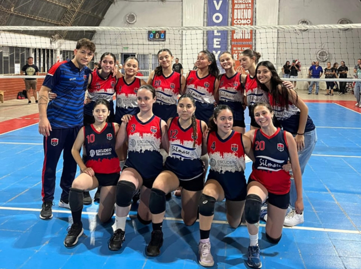 Imagen de Vóley: La Sub-18 femenina de Talleres, se coronó Campeona tras vencer a Gran Rosario