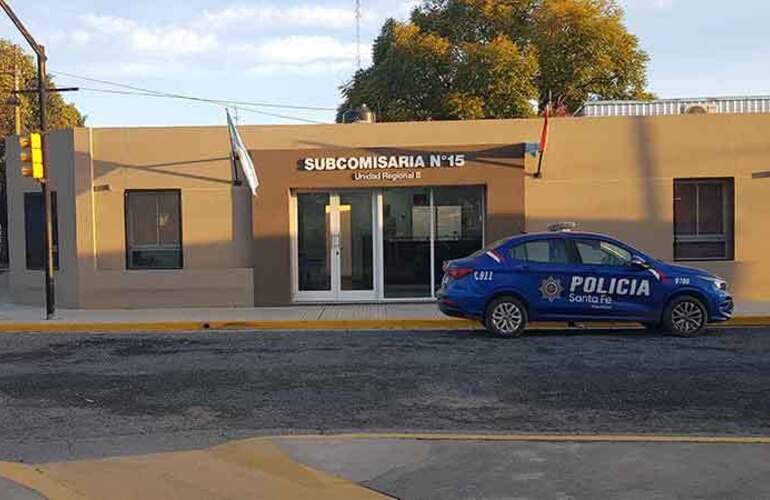Imagen de Tensión en control de tránsito: Enfrentamientos, patadas a una grua y arma de réplica dejan tres detenidos en Pueblo Esther