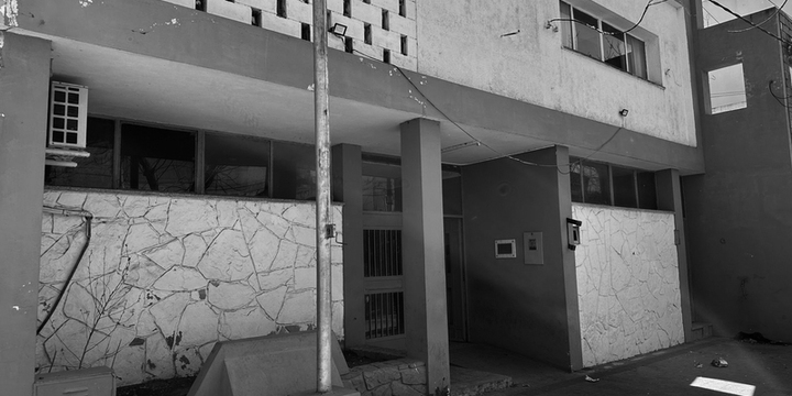 Imagen de La Comisaría 27ª no tiene teléfono fijo desde hace dos años y no existe un número alternativo oficial