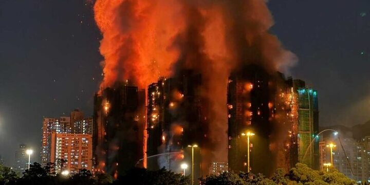 Imagen de Tragedia en Hong Kong: Incendio devora rascacielos y deja al menos 4 muertos y 8 heridos