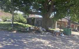 Imagen de Reclamo vecinal: Basura acumulada en Humberto Primo e Infante
