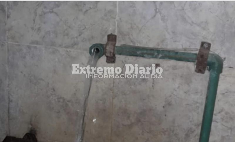 Imagen de El Concejo pidi&oacute; limpieza y mantenimiento urgente en el puerto y espacios p&uacute;blicos