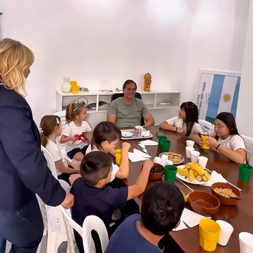 Imagen de Alumnos de la Escuela Primaria 'Juan Larrea' visitaron la Comuna local