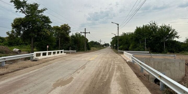 Imagen de Vecinos advierten falta de señalización en el puente del canal Savoca, horas antes de su inauguración oficial