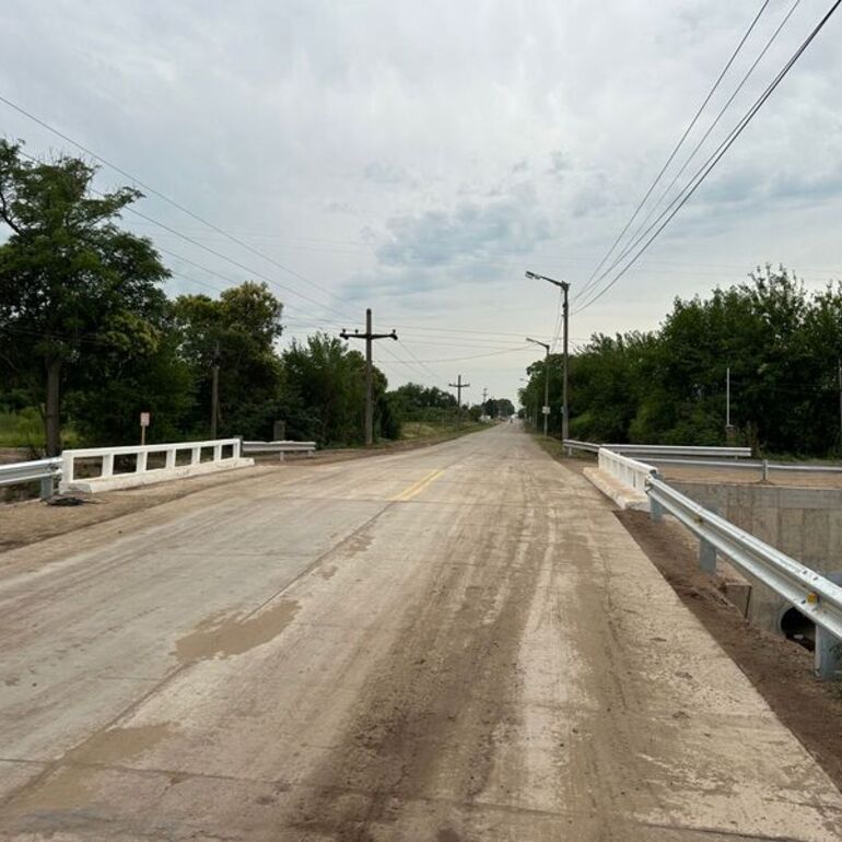 Imagen de Vecinos advierten falta de señalización en el puente del canal Savoca, horas antes de su inauguración oficial