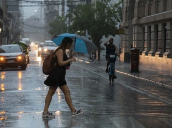 Imagen de Alerta amarillo en Arroyo Seco: pronóstico de tormentas fuertes para este Jueves
