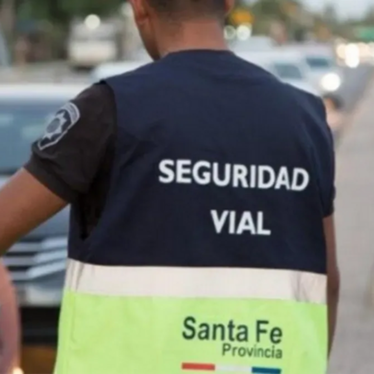 Imagen de Imputaron a tres policías de Seguridad Vial por pedir coimas en controles de la Ruta 1