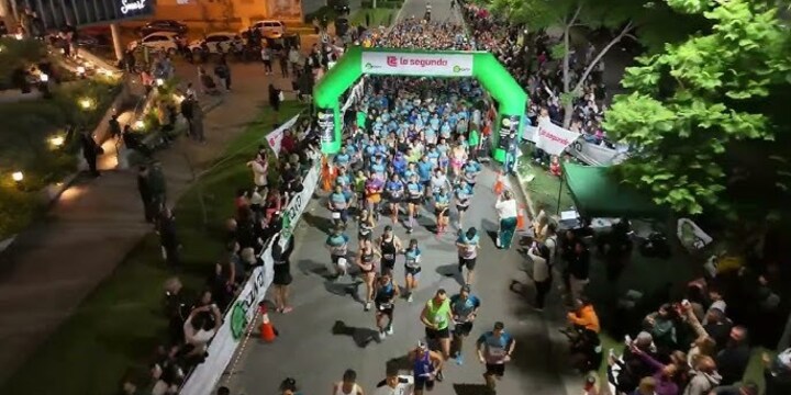 Imagen de Baigorria vibró con récord de participantes en su Maratón Nocturna 2025