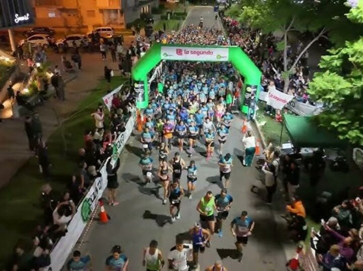 Imagen de Baigorria vibró con récord de participantes en su Maratón Nocturna 2025
