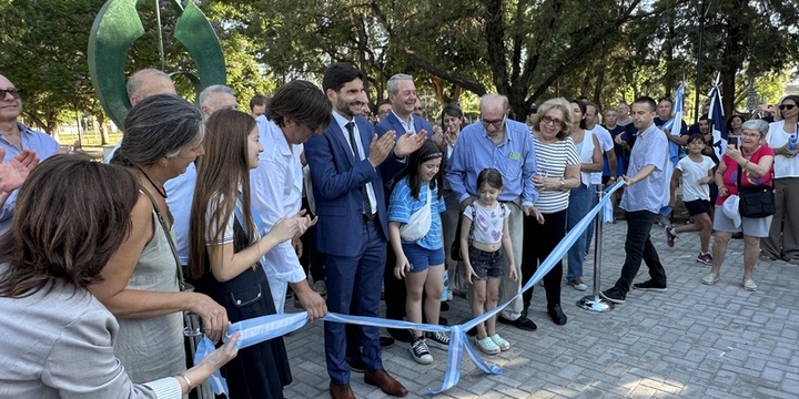 Imagen de Reapertura del Bv. Mansueto Maiorano con la visita del gobernador Pullaro