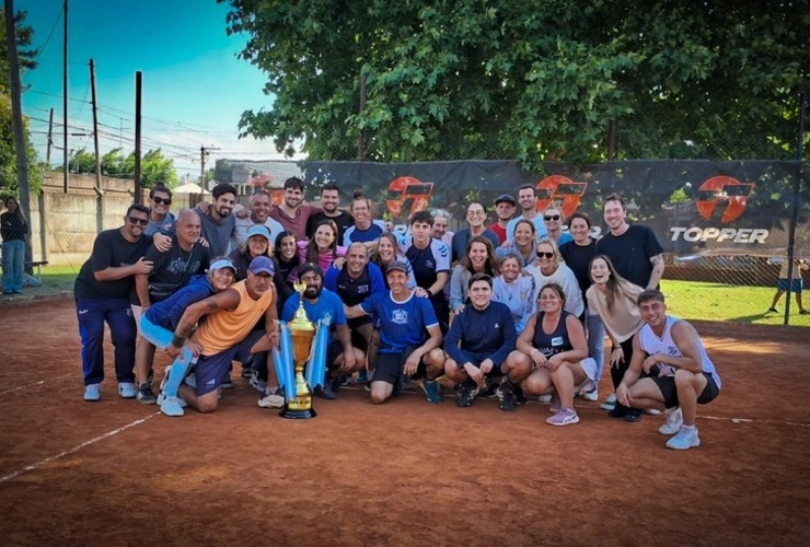Imagen de Tenis: Athletic se coronó Campeón del Torneo Interclubes