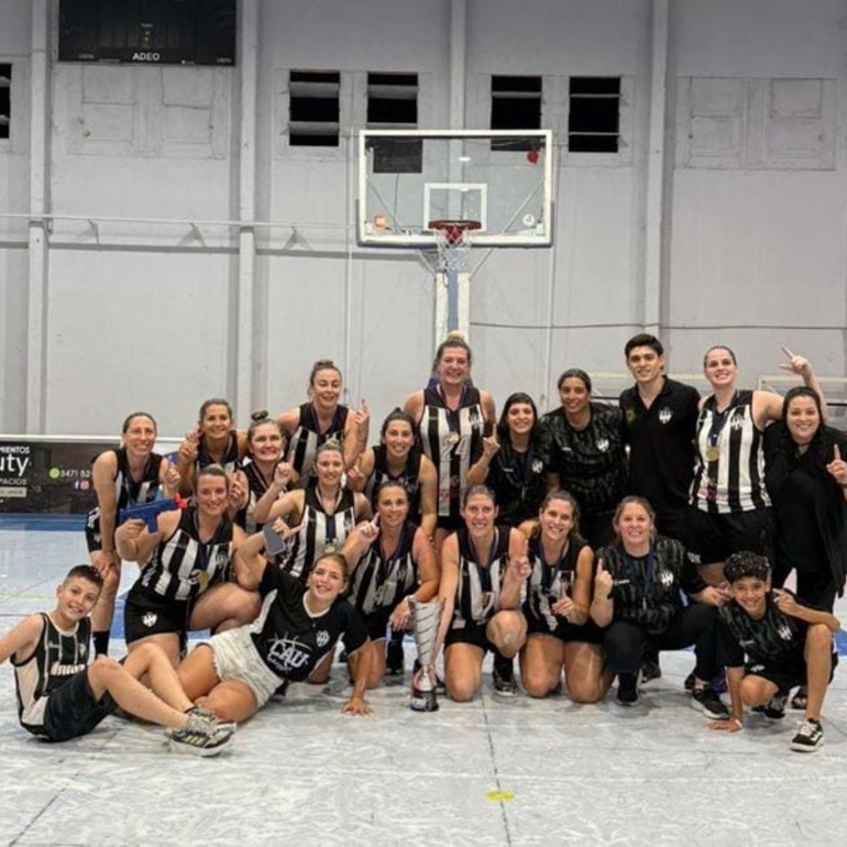 Imagen de Básquet: La Primera B de Unión, salieron Campeonas de Copa de Plata