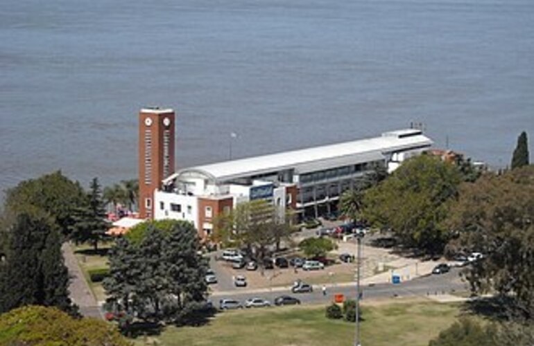 Imagen de Hallan un cuerpo de mujer flotando en el Río Paraná frente a la estación fluvial de Rosario