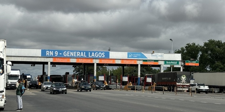 Imagen de Despidos masivos en el Peaje de General Lagos