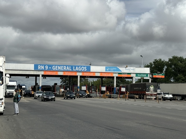 Imagen de Despidos masivos en el Peaje de General Lagos