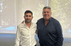 Imagen de Allanaron financiera ligada a "Chiqui" Tapia por presunto lavado de dinero que involucra a Banfield