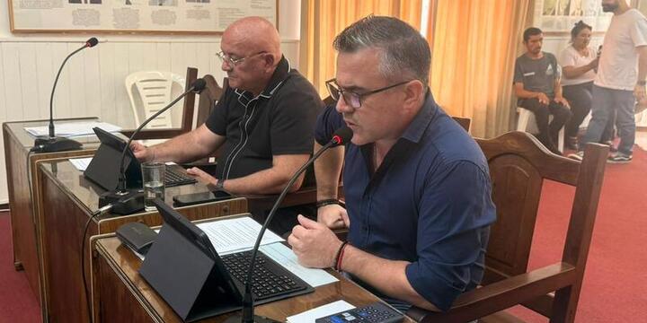 Todos los proyectos presentados hoy, fueron iniciativas de Stéfano y Attoresi.