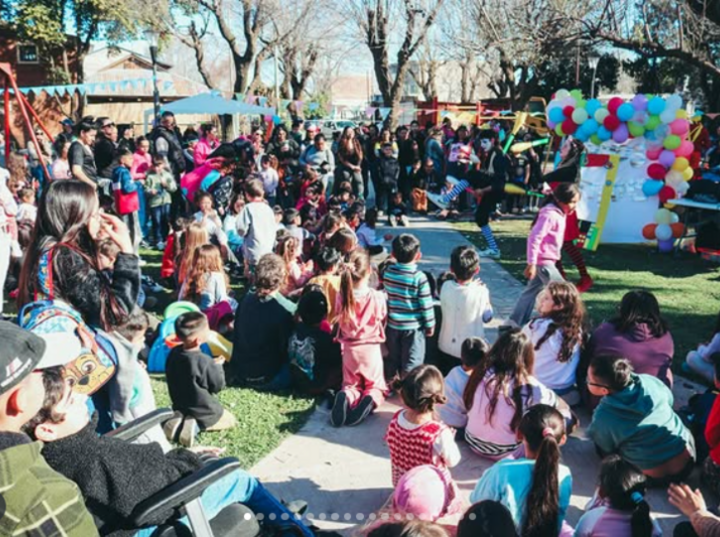 Imagen de ¡Gran fiesta de despedida de año en Pueblo Esther! Somos Tikins celebra con shows y sorpresas
