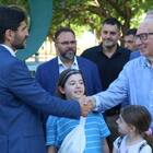 El médico junto al gobernador Maximiliano Pullaro durante la inauguración de la remodelación del Bv. Mansueto Maiorano.