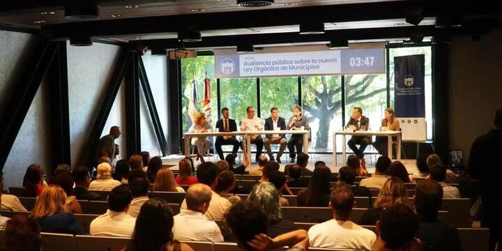 Imagen de En Rosario se debati&oacute; la futura ley org&aacute;nica de municipios