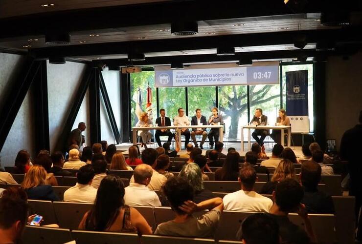 Imagen de En Rosario se debati&oacute; la futura ley org&aacute;nica de municipios