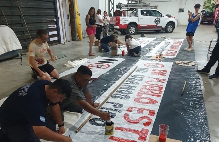 Imagen de Pueblo Esther y una nueva campaña de Pirotecnia Cero