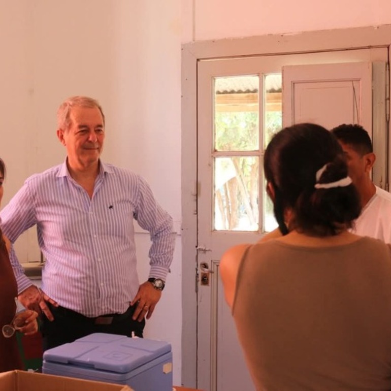 Imagen de Posta de vacunación en el Paraje El Ombú