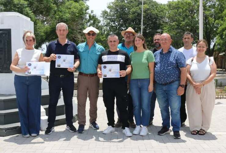 Imagen de Postas del Paran&aacute;: Nuevo paso de la Asociaci&oacute;n Cultural Sanmartiniana "Cuna de la Bandera"