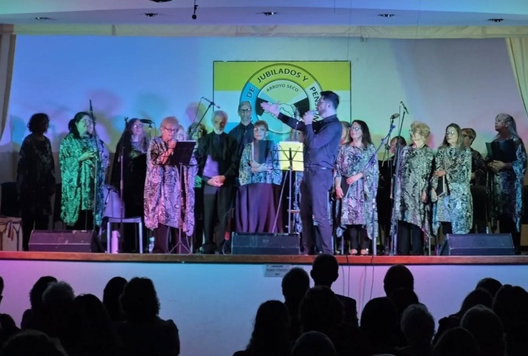 Imagen de Muestra del Taller de Coro en el Centro de Jubilados