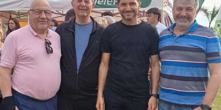 Imagen de Reapareció Forgione: Entregó reconocimiento a una empresa de Turismo pero en nombre del Centro Comercial