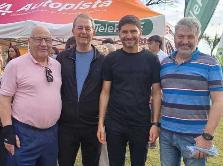 Imagen de Reapareció Forgione: Entregó reconocimiento a una empresa de Turismo pero en nombre del Centro Comercial